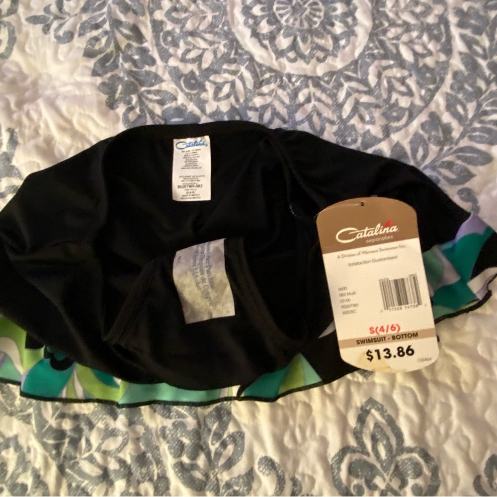 NWT Catalina 2PC Swimsuit: Top size M (8-10)/Bottom size S (4-6) - Picture 8 of 9